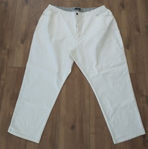 White Lee relaxed fit jeans size 24w